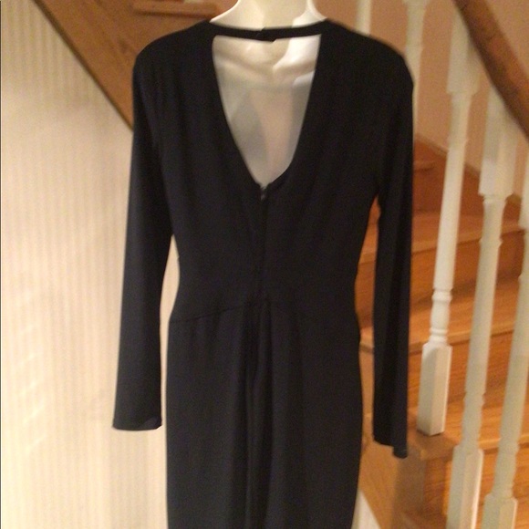 💕💕Host Pick💕💕⬇️Price Dropped ⬇️NWOT elegant black long sleeve midi dress - Picture 9 of 9